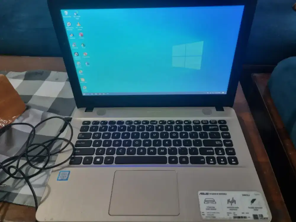 Asus x441u core i3