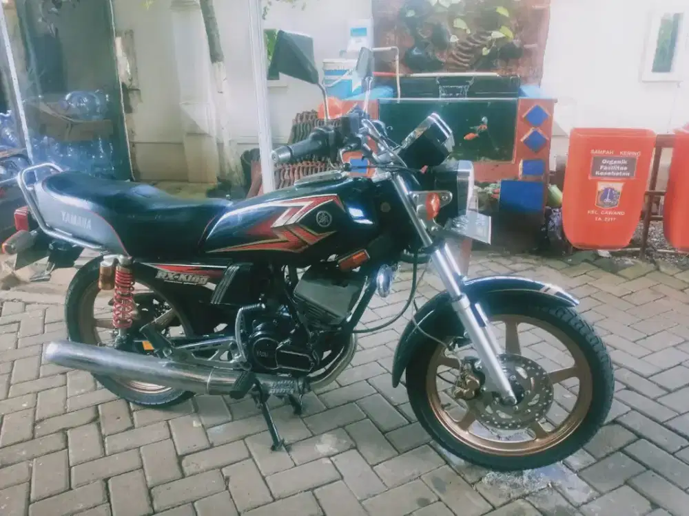 Dijual Rx king 2004 warna stnk hitam biru blok Y4 os 50 istimewa
