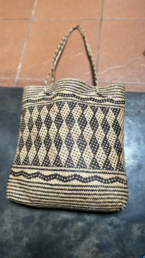 Tas Rotan Asli Kalimantan