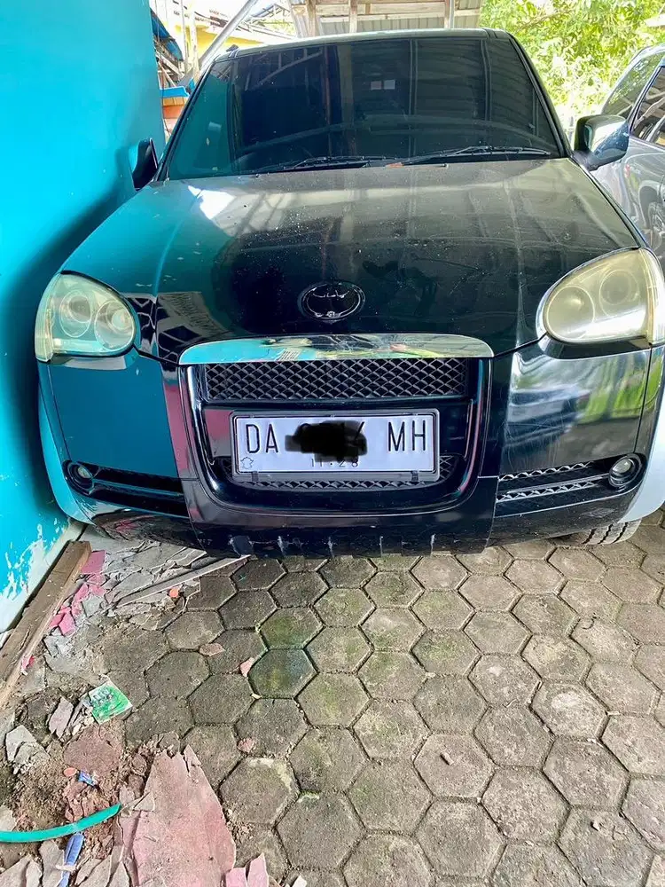 Mobil double cabin 4x4 merk GWM tahun 2010