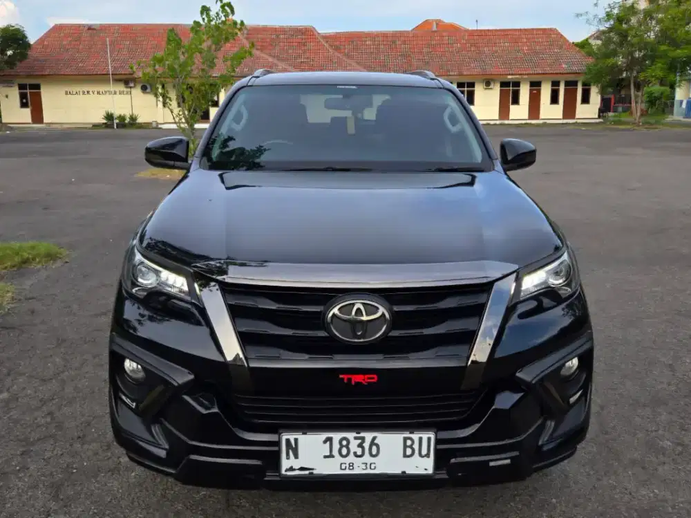 TOYOTA FORTUNER VRZ 2.4 TRD 2020 MATIC