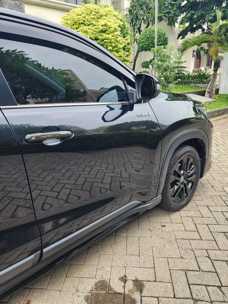 Toyota Kijang Innova 2023 Bensin