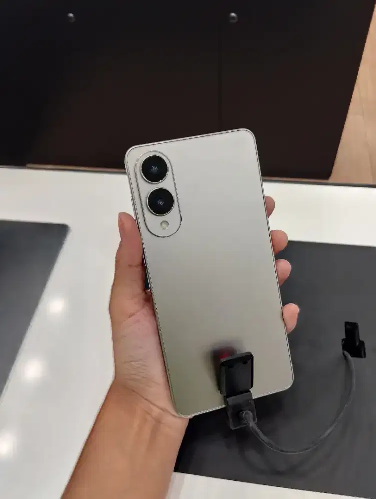 Samsung Galaxy S25 Edge 12/256GB & 12/512GB