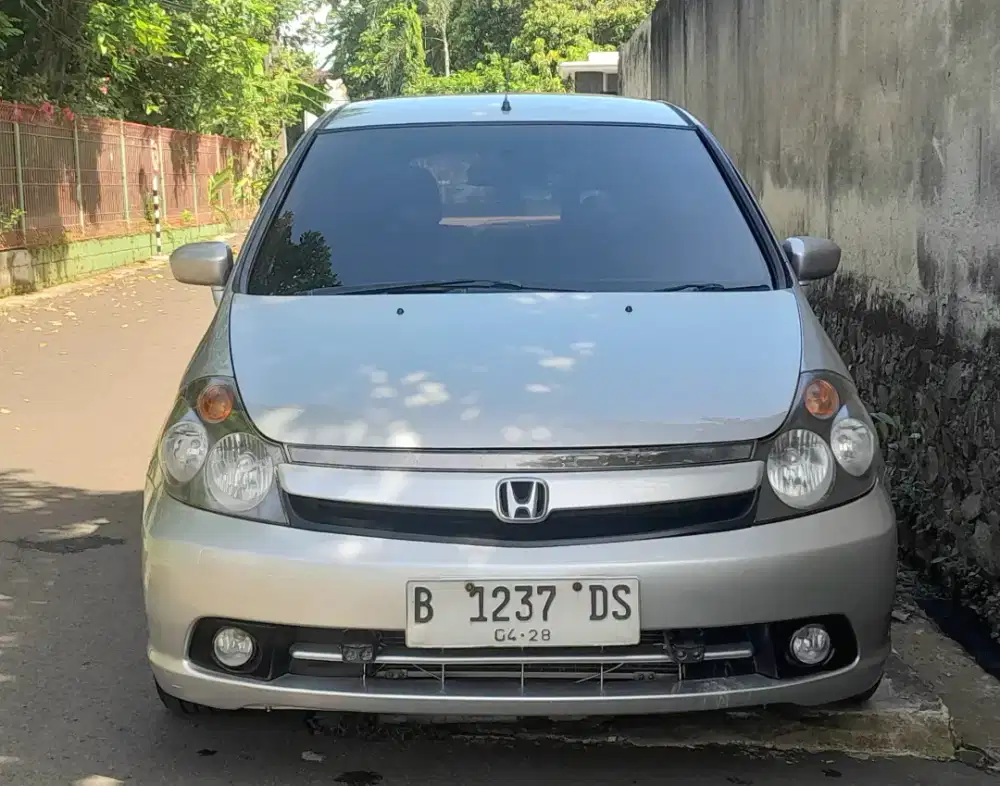 Honda Stream 1.7 Manual 2006