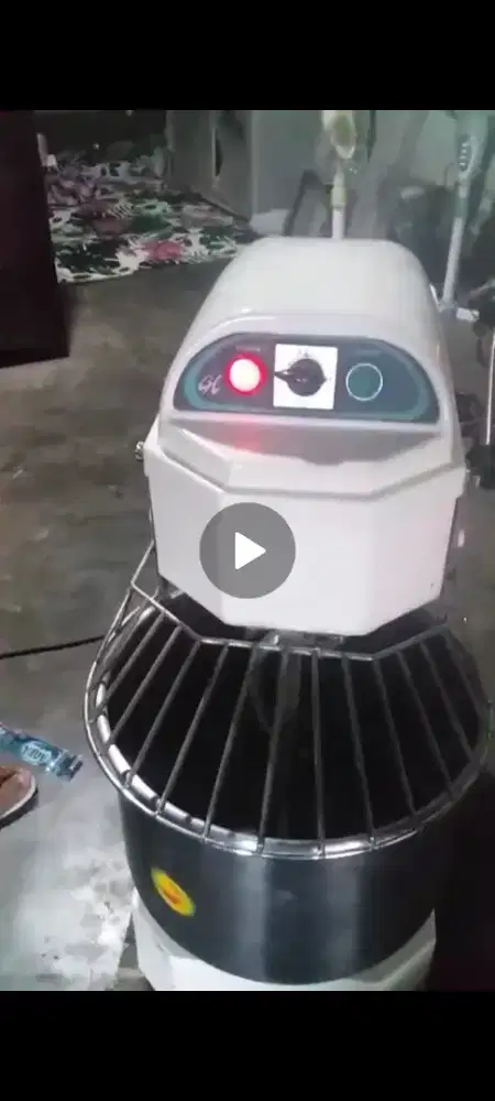 Mixer spiral kondisi masih bagus