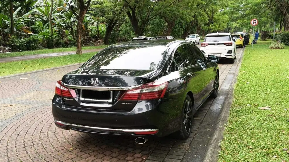 Honda Accord 2018 Bensin