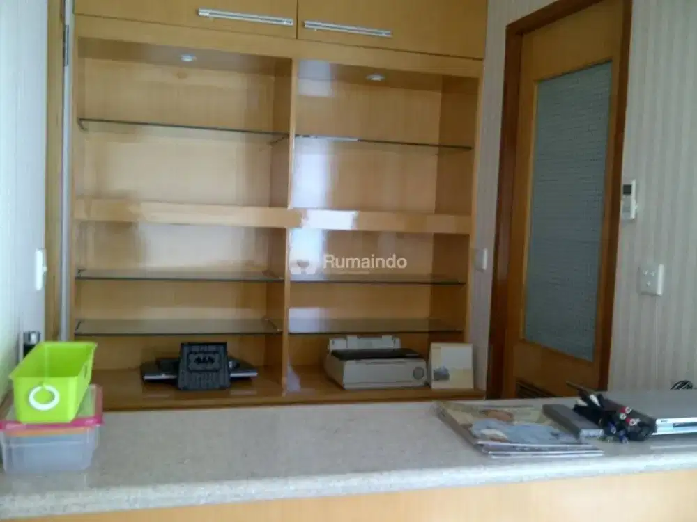 Ruko Easton Lippo Cikarang ,Bagus, SF, Terawat, 2 Muka