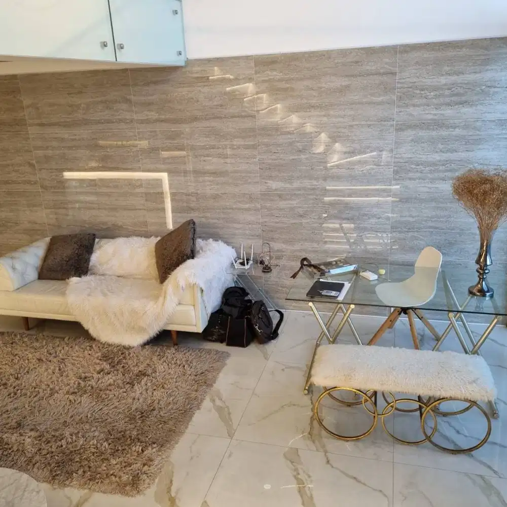 Di Jual Neo Soho type Hampton Furnished