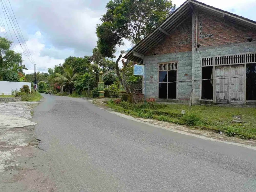 Tanah jln palagan km 12 donoharjo jln brengosan gito gati