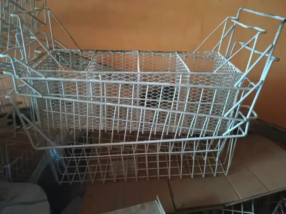 Rak Sekat Frezer Berbagai Ukuran