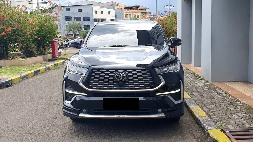 Toyota Kijang Innova Zenix 2.0L Q Hybrid Modelista TSS 2024 Like New