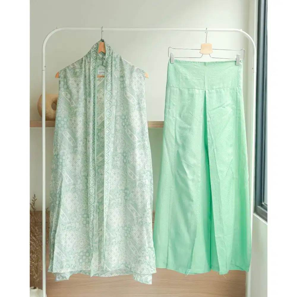 ONE SET ATASAN OUTER BATIK DAN BAWAHAN KULOT HIGHWAIST ONESET