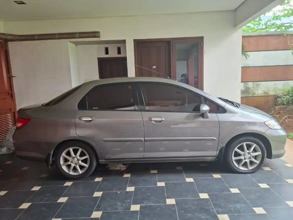 Honda City 2005 Automatic — Mesin Halus, Interior Bersih, Siap Jalan