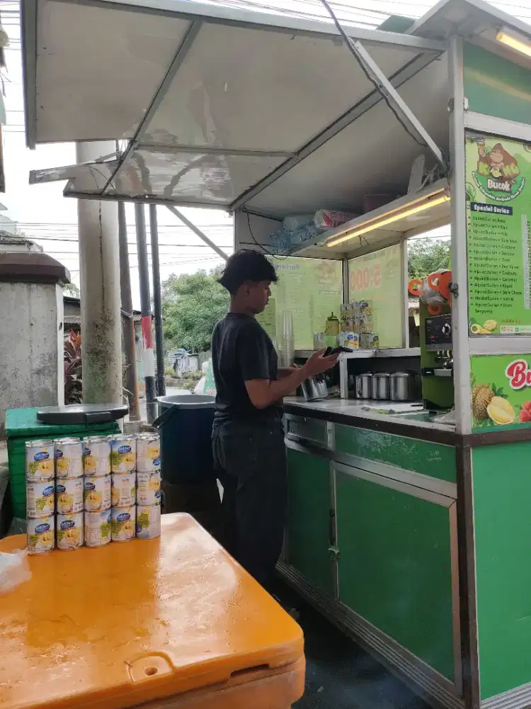KONG BUCOK  es buah kocok