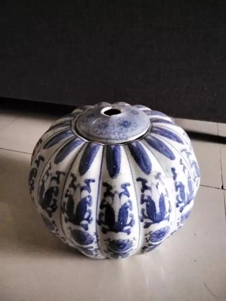 Hiasan keramik jadul