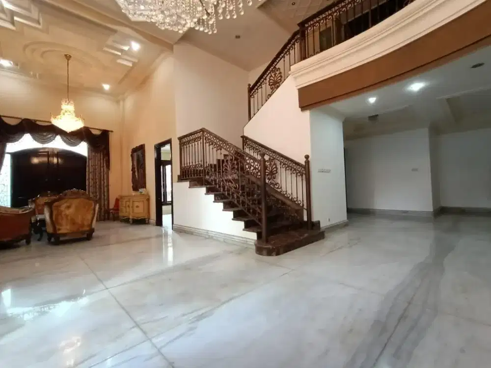 Dijual Rumah Galaxi Bumi Permai Sby