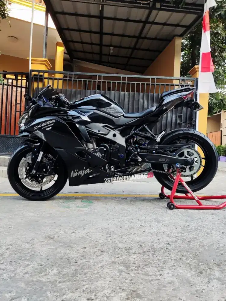 Kawasali ninja zx25r