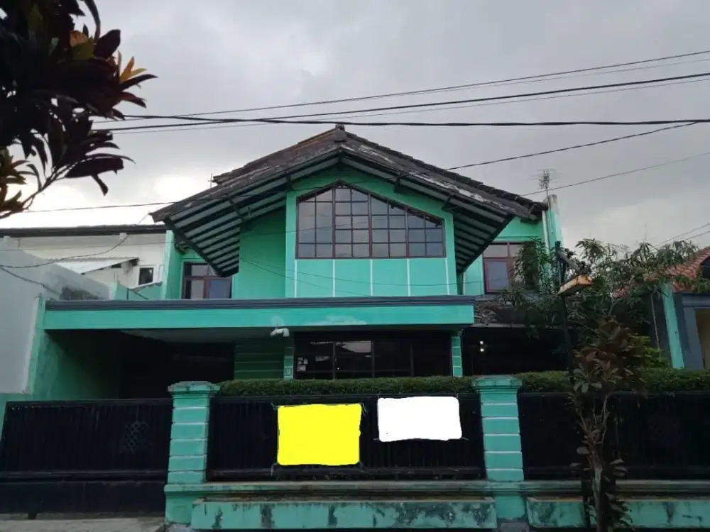 TURUN HARGA RUMAH LAMA DI TENGAH KOTA TURANGGA BANDUNG