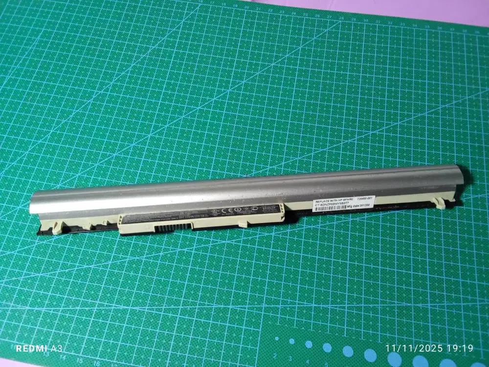 Baterai Laptop HP Bahan Service dan Sparepart