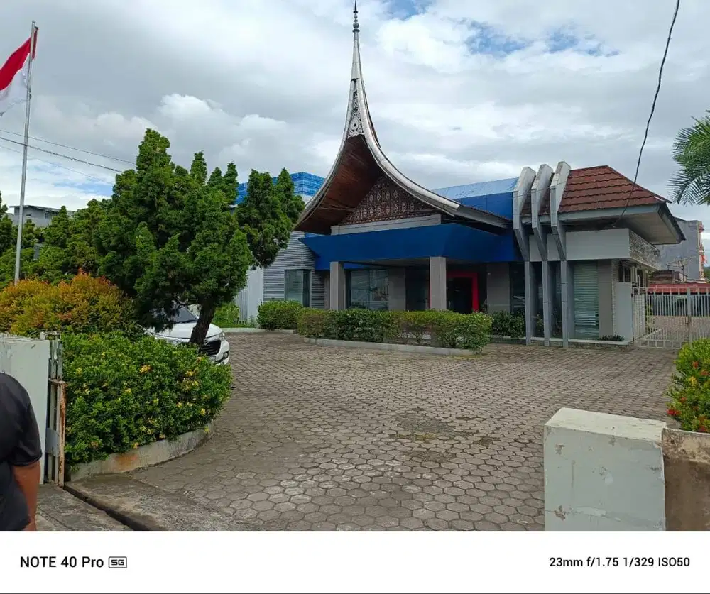 Lokasi di Pusat Bisnis  Padang