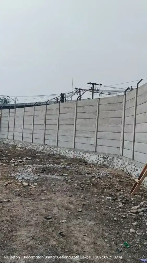 Pagar pembatas panel beton