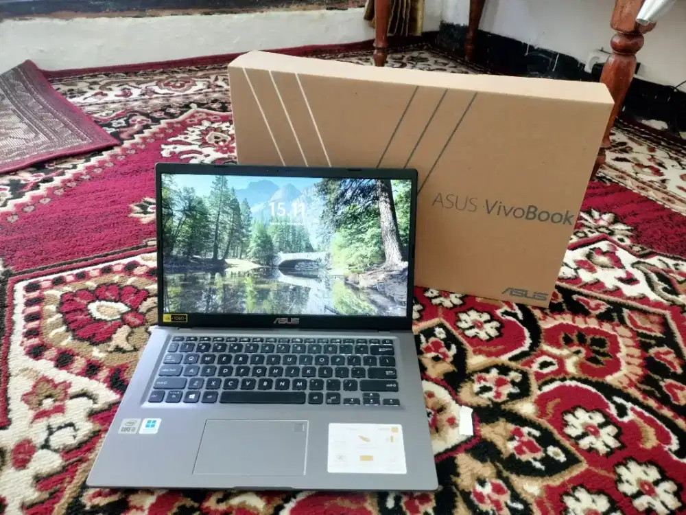 Asus Core i3 Gen 10 SSD 256 Keyboard Backlit Fullset Dus