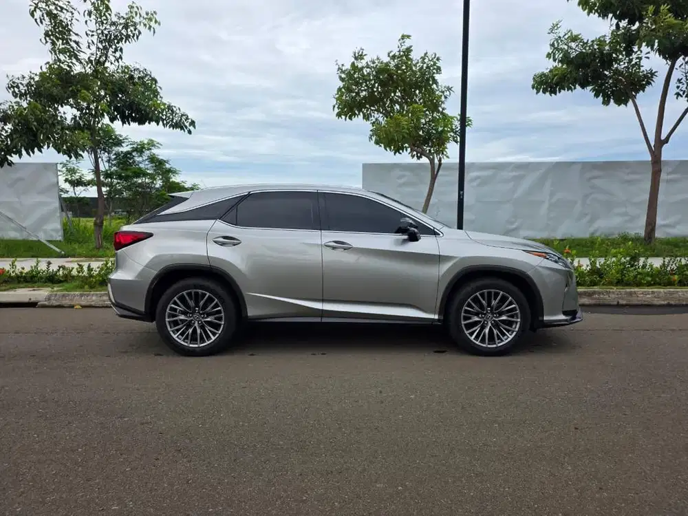 RX200T Luxury Upgrade F Sport