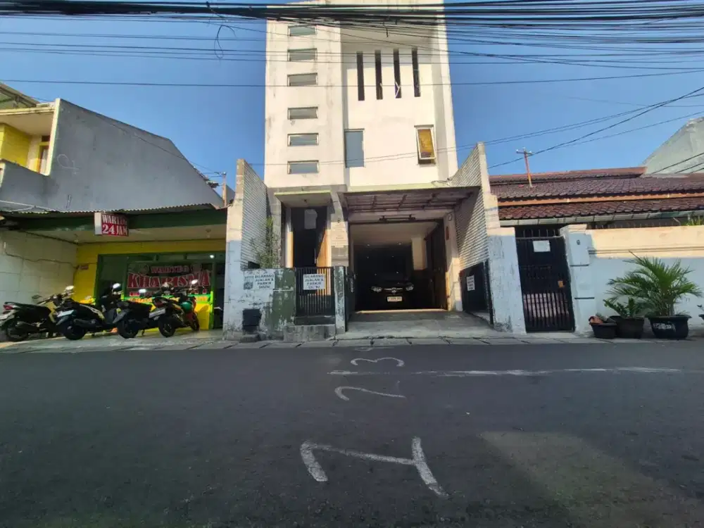 Dijual Rumah Kos-Kosan Aktif 3 Lantai Kamar Terisi Penuh
