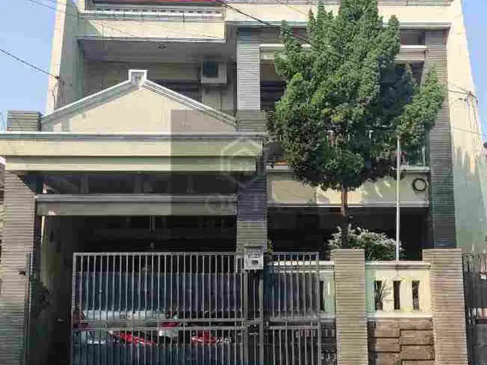 Di Jual Rumah 2 Lantai Strategis di Duren Sawit Jakarta Timur