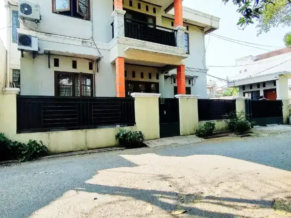 Dijual rumah kost mewah 10 pintu full terisi LT 240 LB 300 di pekayon galaxy