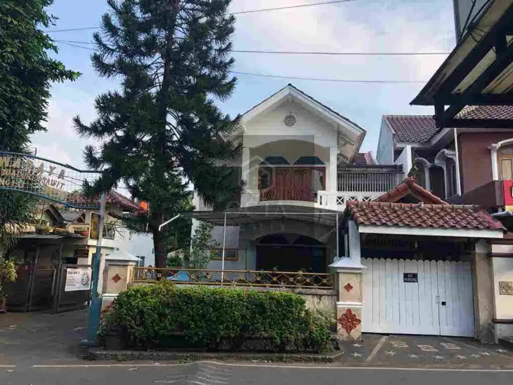 Di Jual Rumah Hook dan Asri di Duren Sawit Jakarta Timur