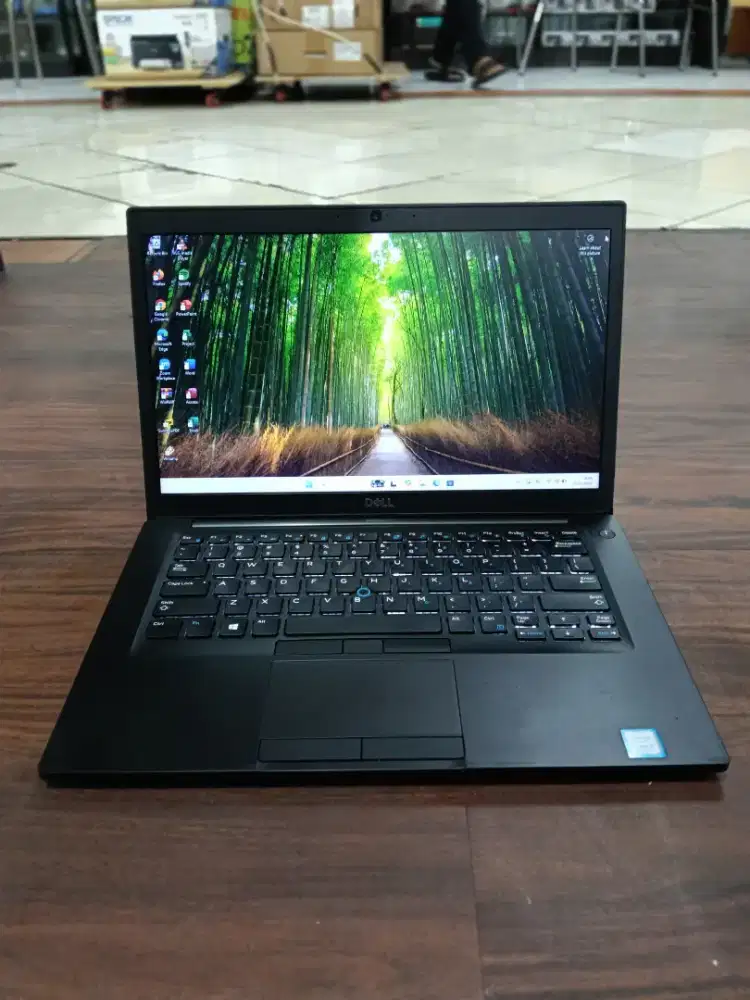 Dell latitude 7490 Intel core i5 Gen 8 ram 16gb SSD 256