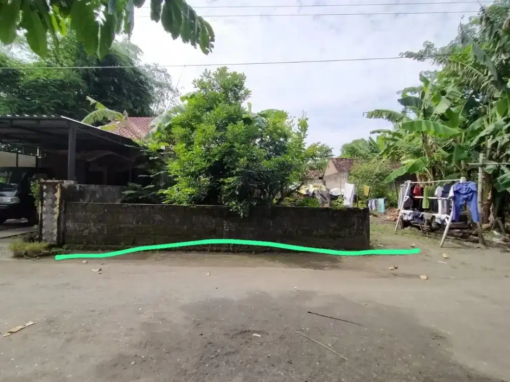 Tanah Balecatur Tepi Aspal Lebar Muka 9 Meter