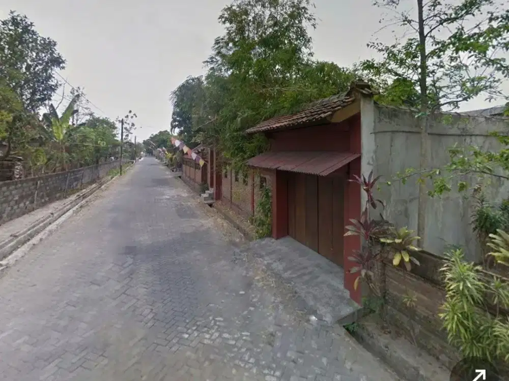 TANAH 757 METER BONUS BANGUNAN TURUN JADI 1,9 M