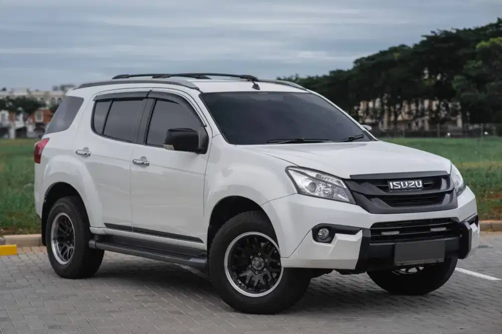 DIESEL! FULL ORI LUAR DALAM! ISUZU MUX PREMIERE 2015