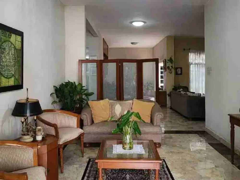 Dijual Cepat Rumah Nyaman di Dalam Perumahan Lembah Cinere Depok