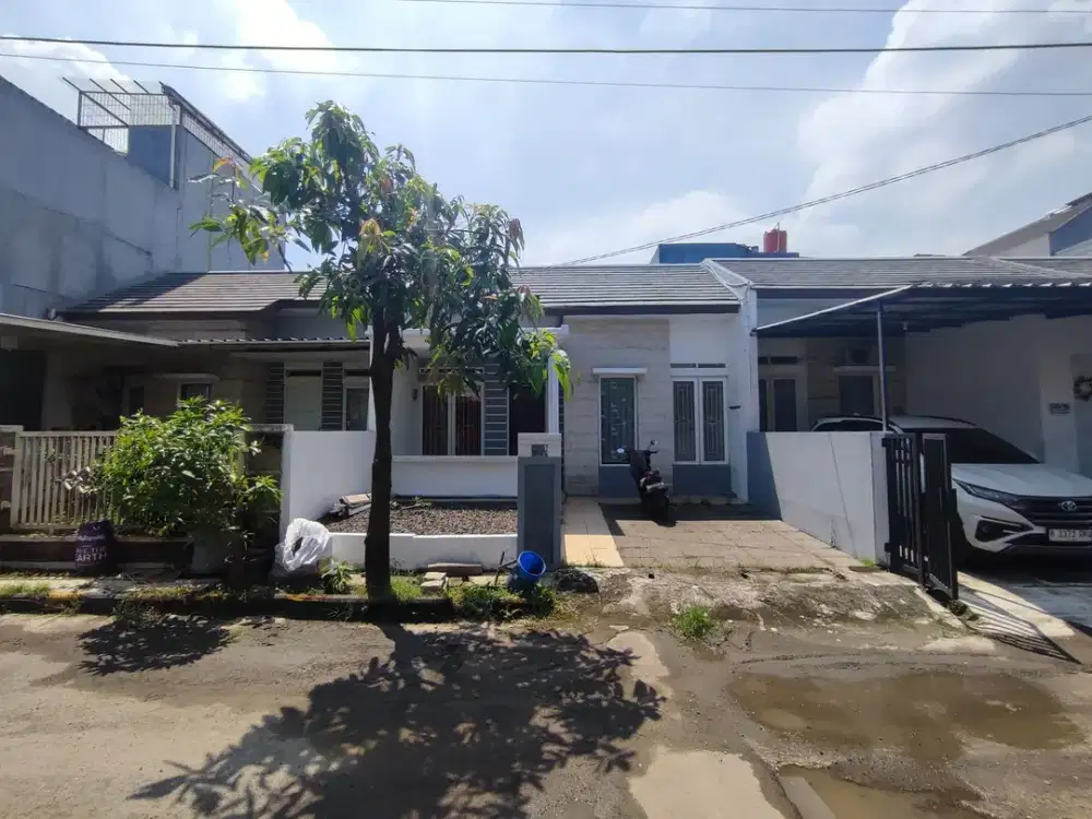 Rumah Hadap Utara 5 Menit ke RSUD Depok Timur Dibantu KPR  J-37990