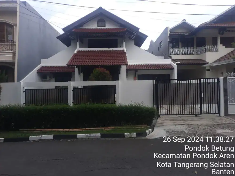Disewakan Rumah 2 Lantai Siap Huni di Sektor 3 Bintaro, Tangerang Selatan
