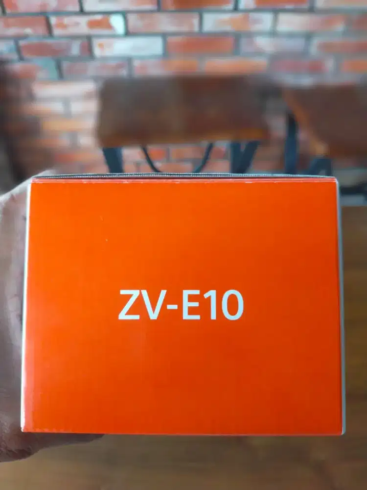 Sony ZV E 10 kit like new msih garansi