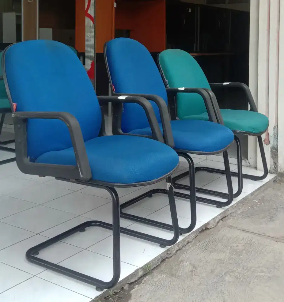 Kursi Kantor Kaki Besi Second