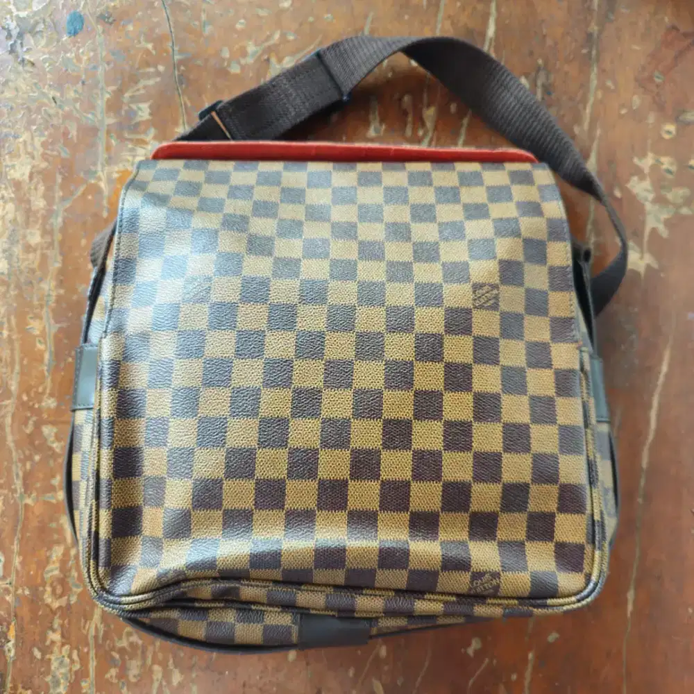 LV SLING BAG FOR MEN