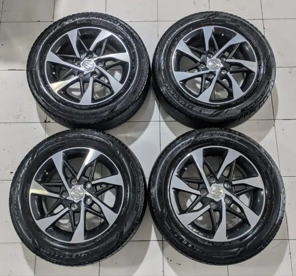 R15 original ertiga sporty mulus no Replika+Ban Dunlop 85%