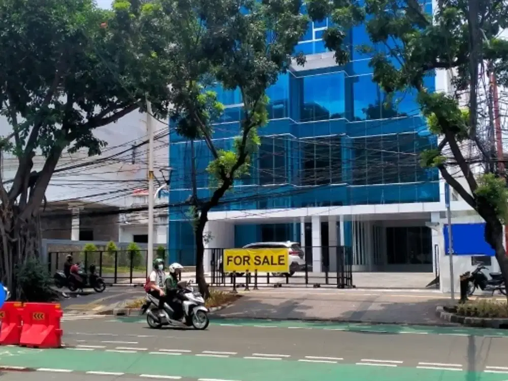 Gedung Ruang Usaha di Kawasan Menteng Jakarta Pusat