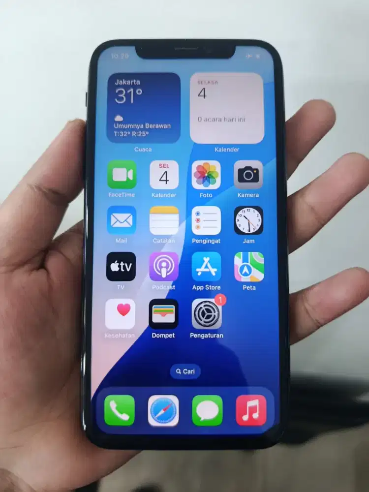 iPhone xs 256 inter all operator Hb 100 minus ada bercak