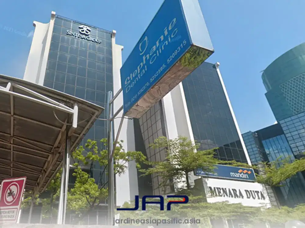 Sewa Kantor Menara Duta Luas 246m2 Semi Furnished Dekat Akses LRT