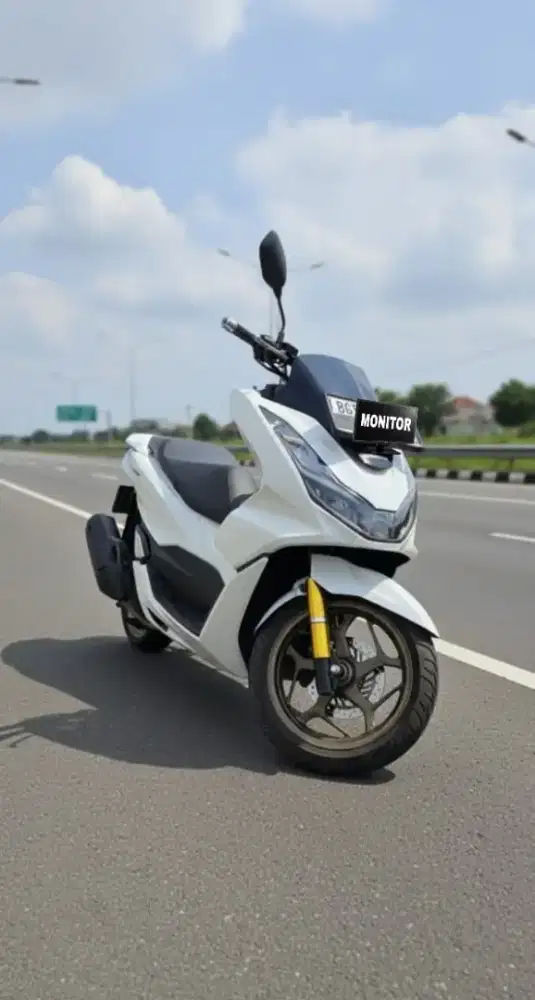 Honda PCX 160 ABS 2024 seri tertinggi [Harga PCX baru 38,4jt]