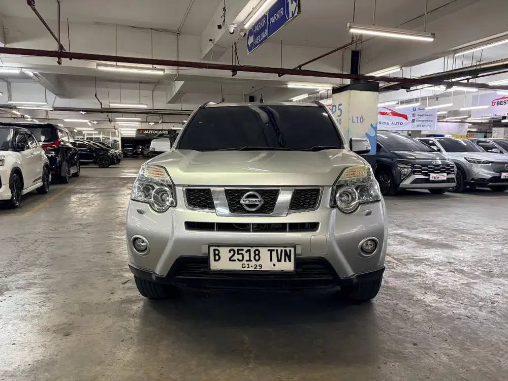 NISSAN X-TRAIL ST 2.0 A/T