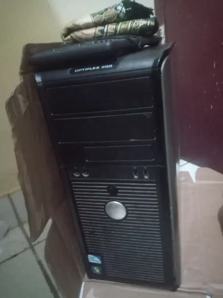 Jual Cpu bonus keyboard dan mouse