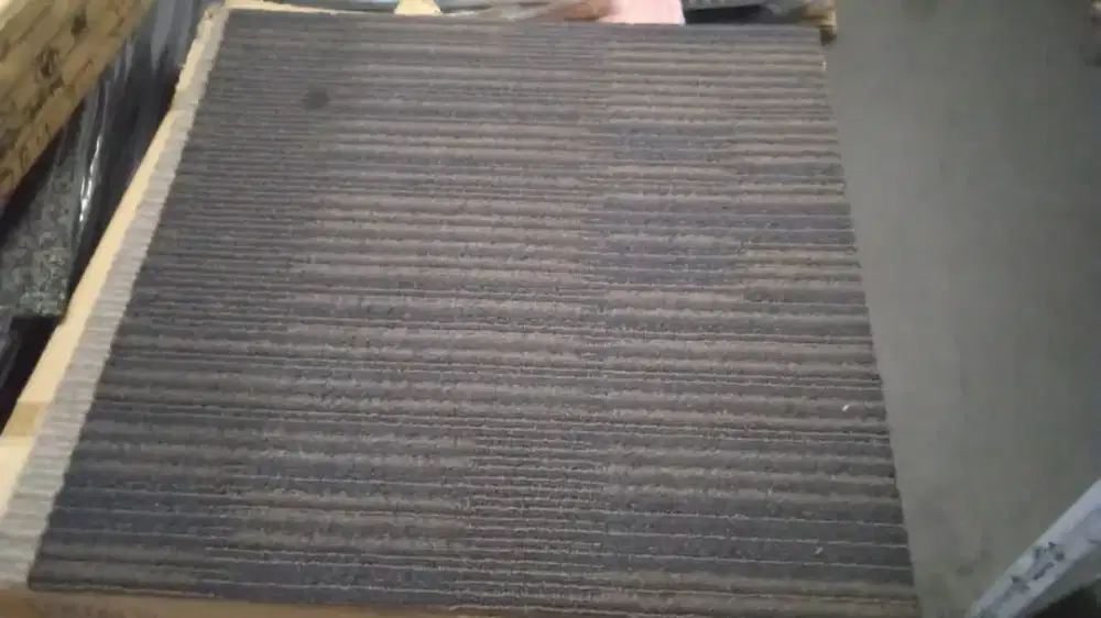 Karpet tile sale size 50x50