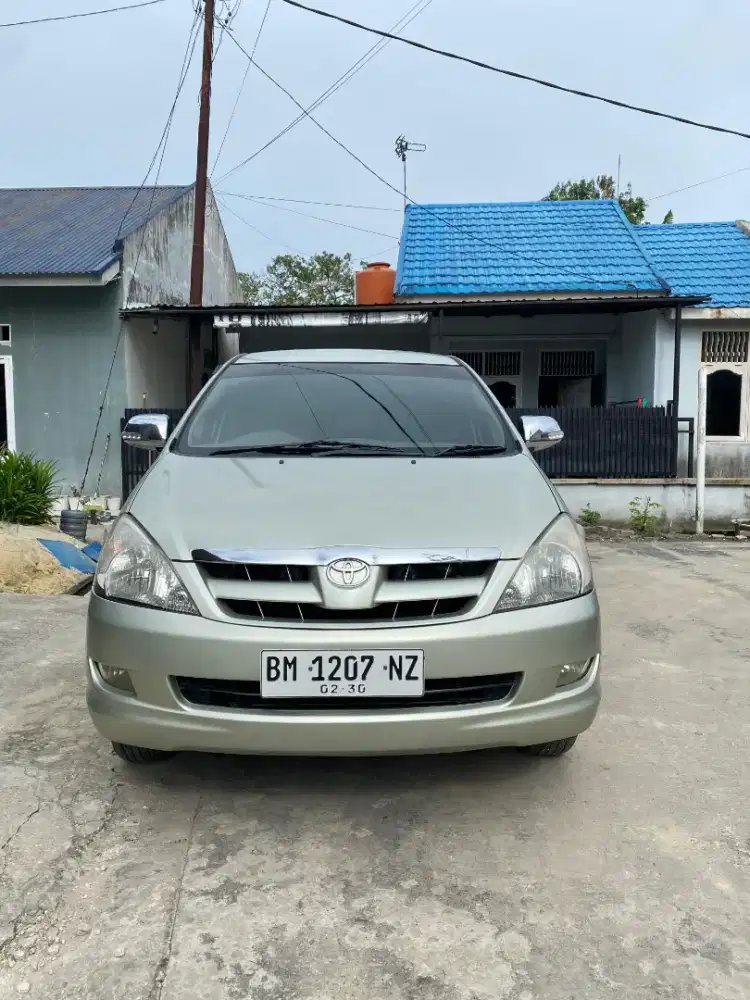 Dijual Innova th 2005 type G matic pajak hidup Rp 97 juta nego